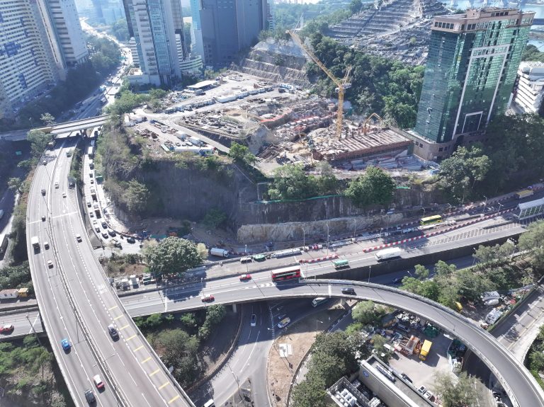 專供左轉行車道